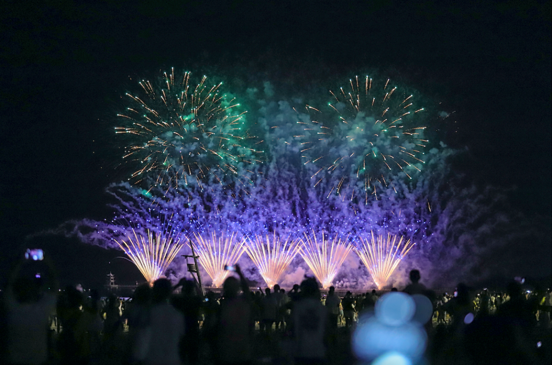 海上烟花