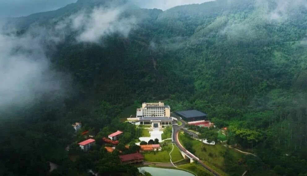 派阳山云雾村寨建筑